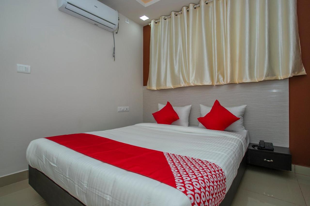 Hotel O Varcity Phi Premium Pavilion ,Above Hdfc Bank ,Near Anjaneya Temple Madiwala, Hosur Main R Bangalore Ngoại thất bức ảnh