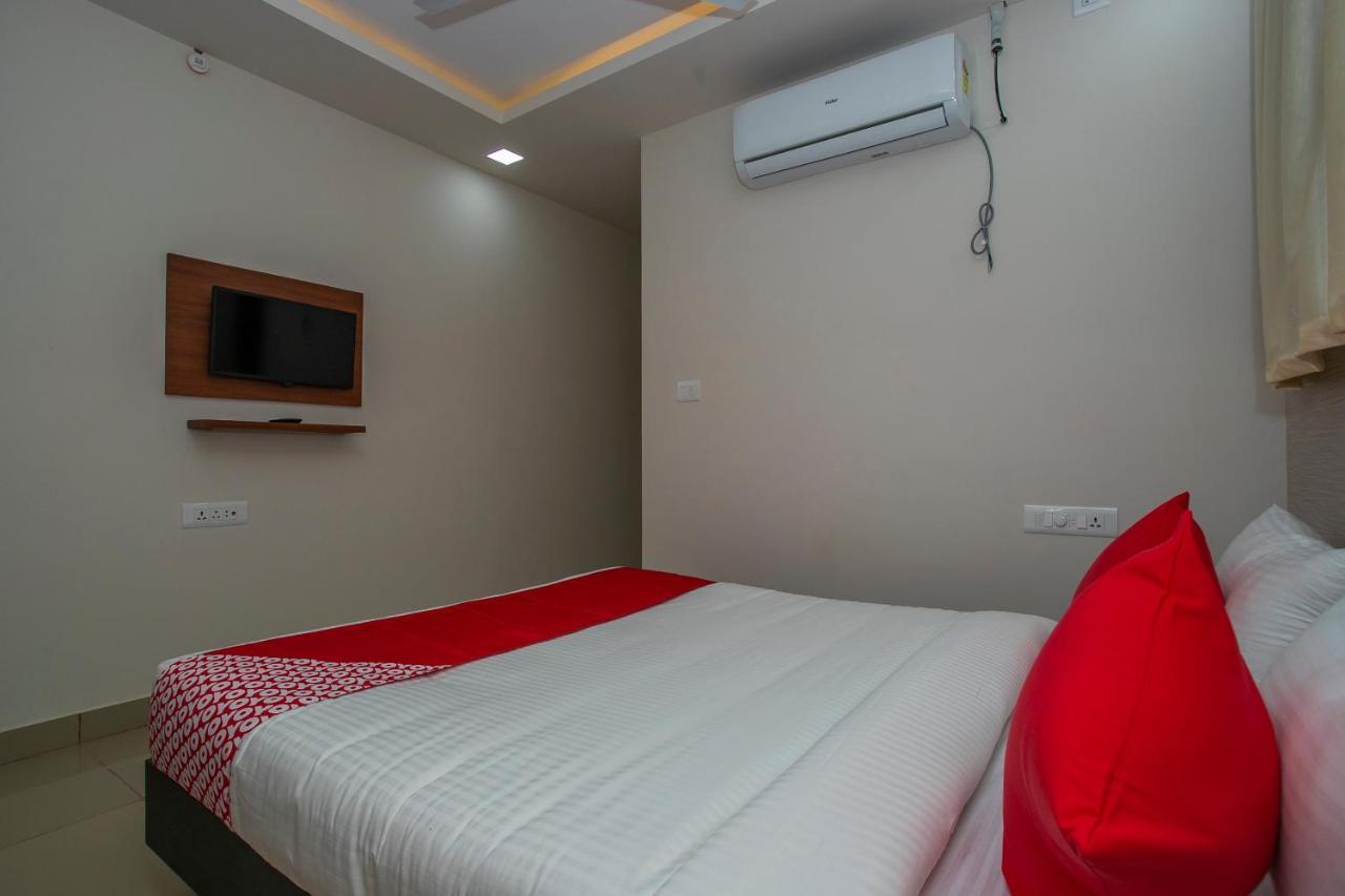 Hotel O Varcity Phi Premium Pavilion ,Above Hdfc Bank ,Near Anjaneya Temple Madiwala, Hosur Main R Bangalore Ngoại thất bức ảnh