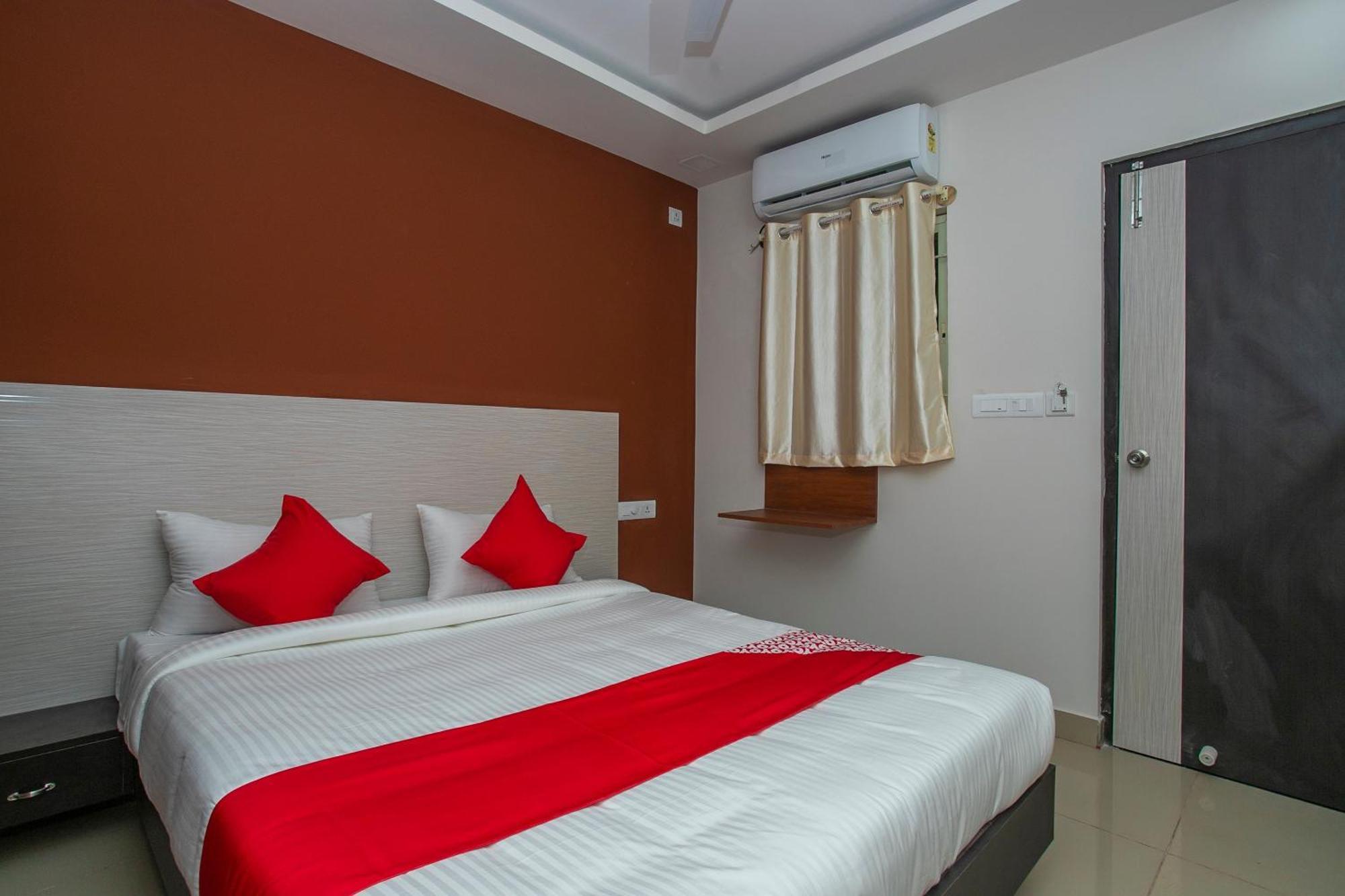 Hotel O Varcity Phi Premium Pavilion ,Above Hdfc Bank ,Near Anjaneya Temple Madiwala, Hosur Main R Bangalore Ngoại thất bức ảnh